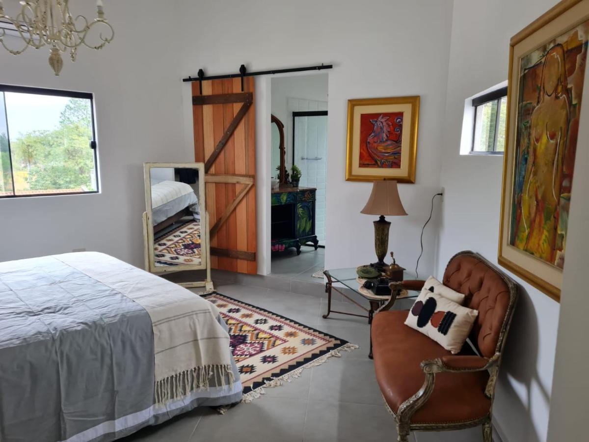 La Pinta Hotel Boutique Сан-Бернардино Экстерьер фото